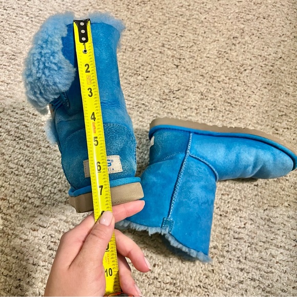 Ugg boot, blue, size 6 - Picture 10 of 13